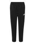 Adidas AT218 Black Front